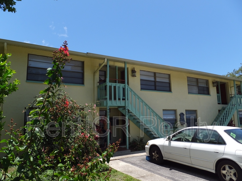 Clearwater Condo: 1463 Drew Street Unit B