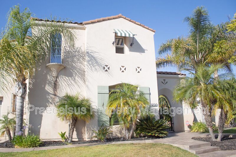 Chula Vista Condo: 1033 White Alder