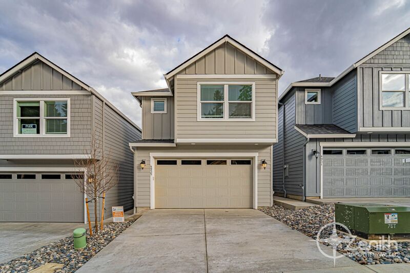 Vancouver House: 4935 NE 2nd Court