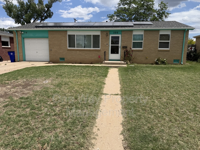Greeley House: 500 26th Avenue Court