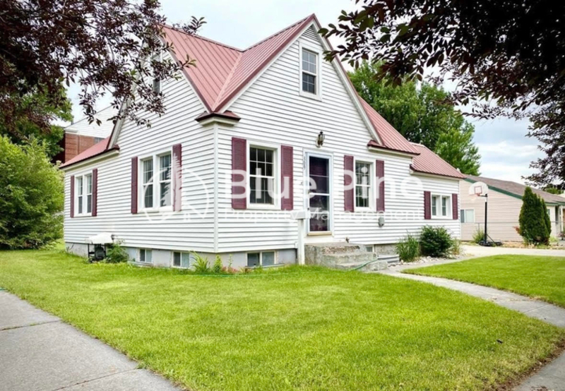 Shelley Condo: 309 1/2 South Milton Avenue