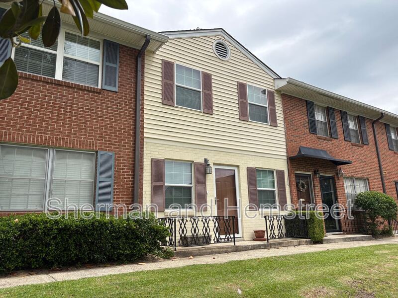 Augusta House: 2846 Walton Way unit 7