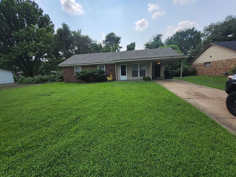 Memphis House: 4587 Appleville ST