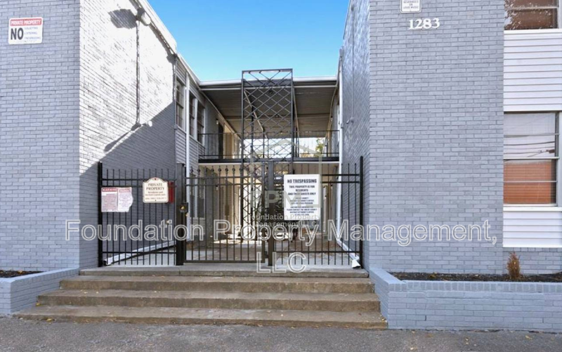 Memphis Condo: 1283 East Raines Road