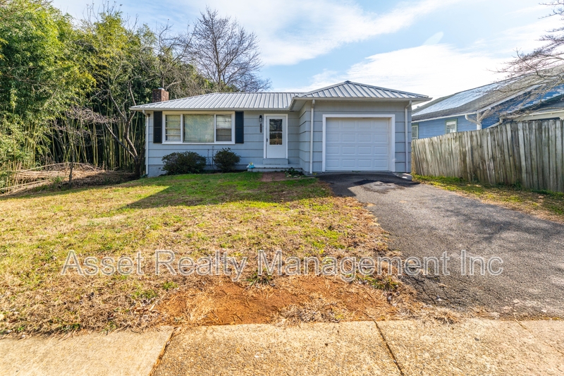 Knoxville House: 1006 Freemason St