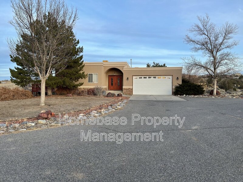 Farmington House: 1053 Road 3000