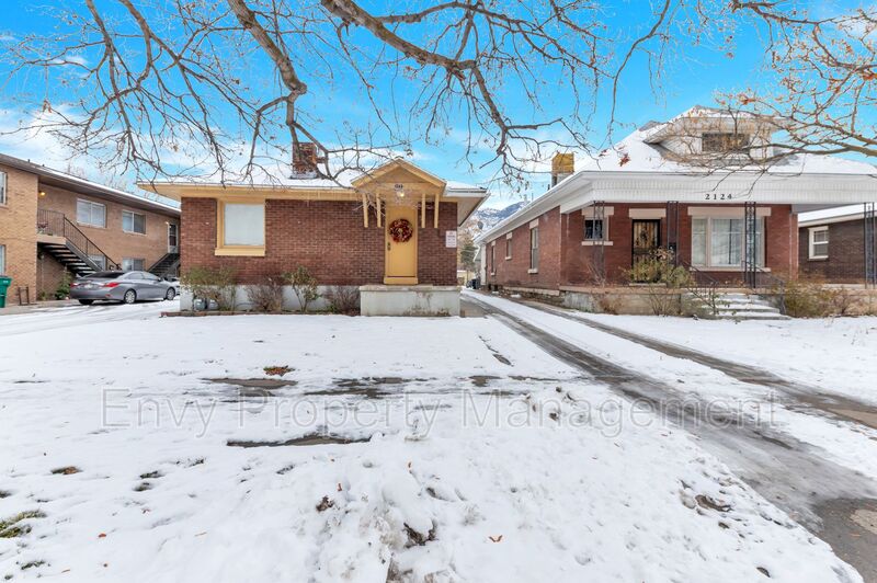 Request a Viewing for 2122 Monroe Boulevard, Unit A Tenant Turner