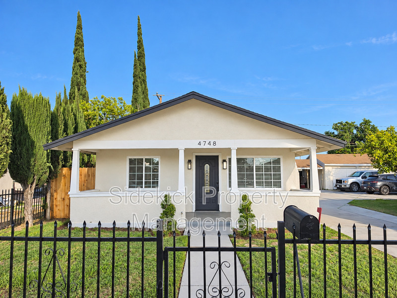 Pico Rivera House: 4748 Pine St
