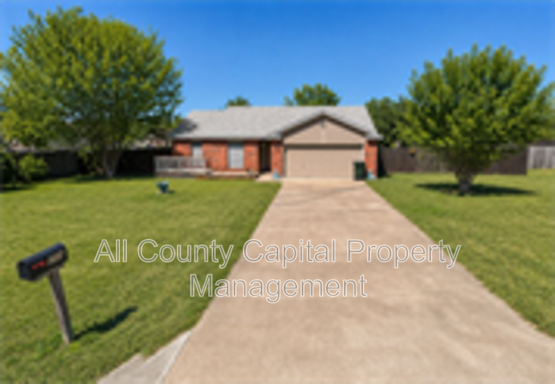 Kyle House: 204 Quail Meadow Dr