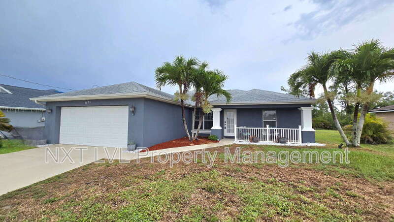 Cape Coral House: 3105 Van Buren Pkwy