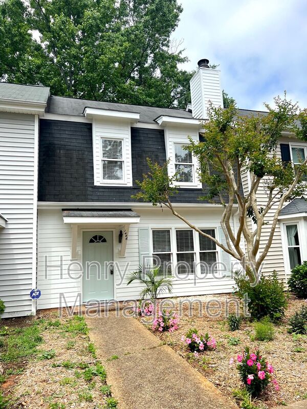 Garner House: 1446 Aversboro Road