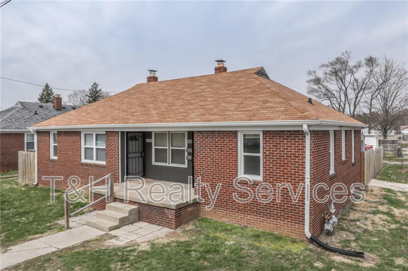 Indianapolis Condo: 4210 East 15th Street