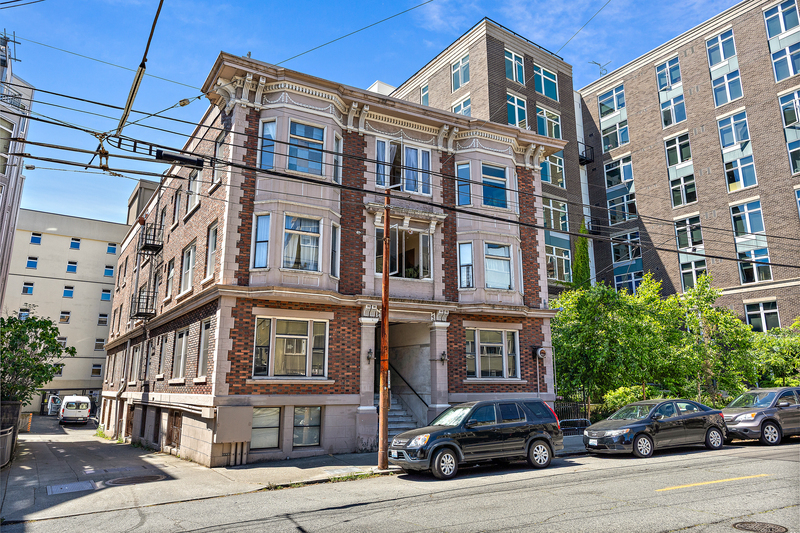 Seattle Condo: 115 Bellevue Ave E
