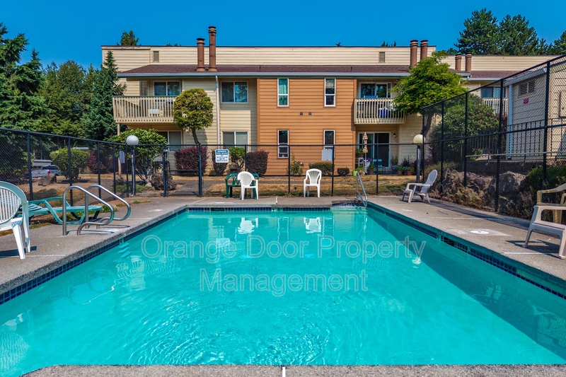 Kent Condo: 23601 112th Avenue SoutheastA102