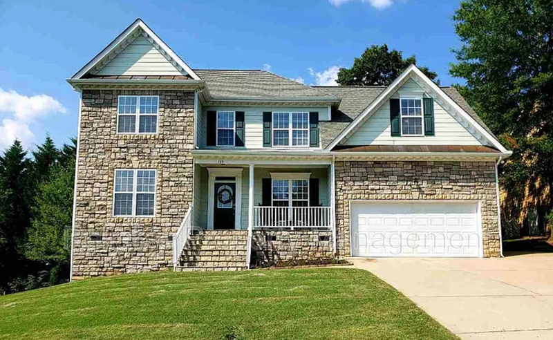 Clayton House: 125 Spalding Lane