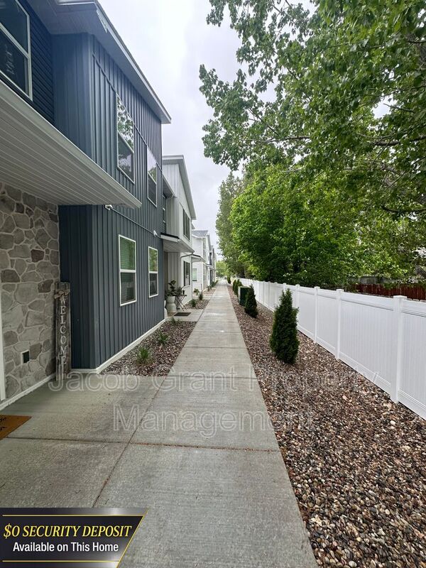 Idaho Falls House: 826 E Sunnyside Rd