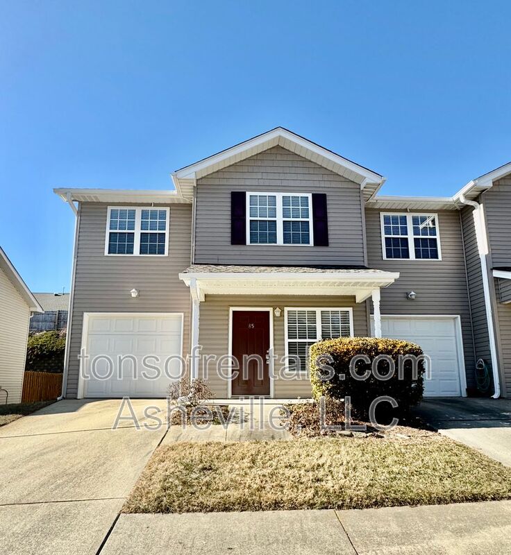 Fletcher Townhome: 85 Farington Circle