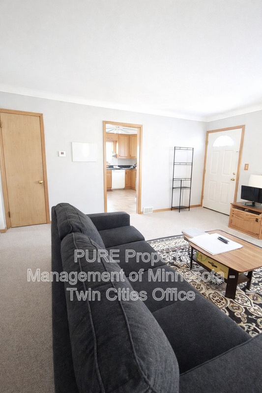 Saint Paul Condo: 1250 Jessamine Ave E Lower