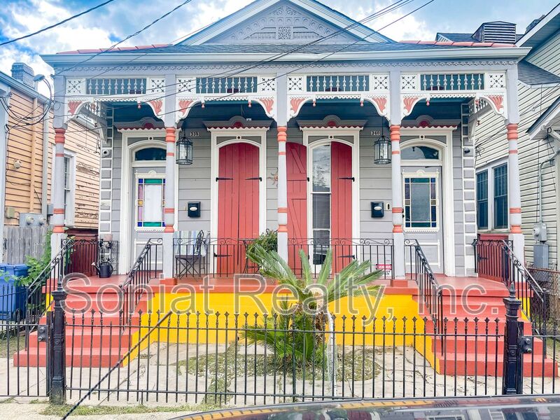 New Orleans House: 340 Elmira Ave