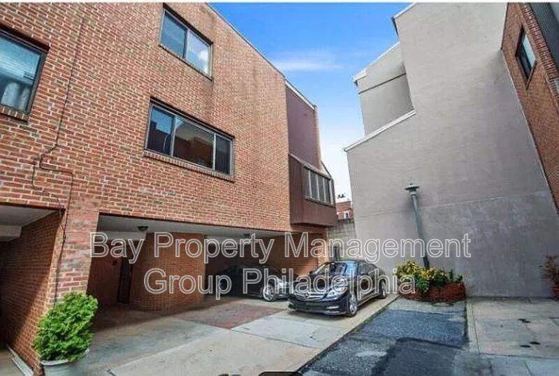 Philadelphia Condo: 840 S American St