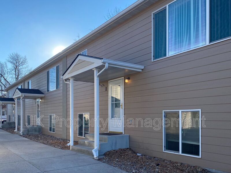Great Falls Townhome: 819 6th Ave S