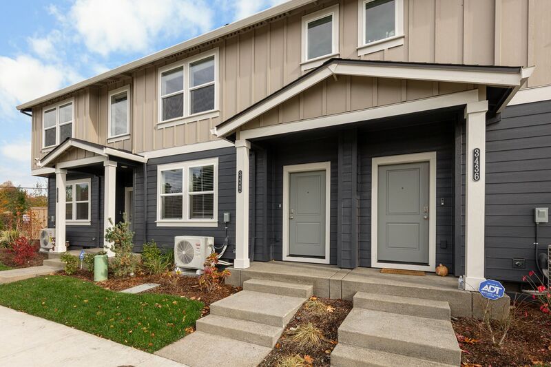 Gresham House: 3422 SW Hartley Ave