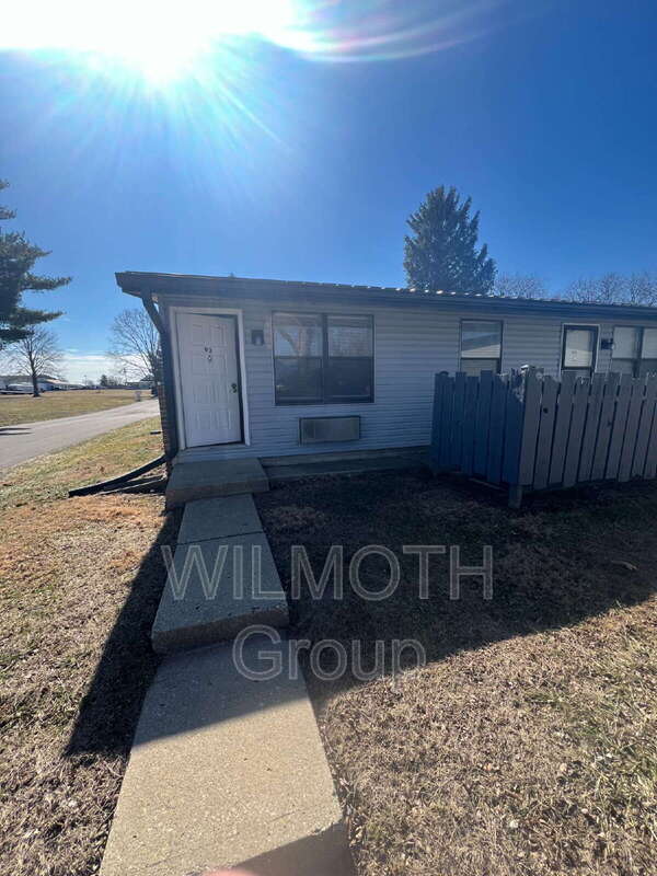 Crawfordsville Condo: 2000 Indianapolis Road