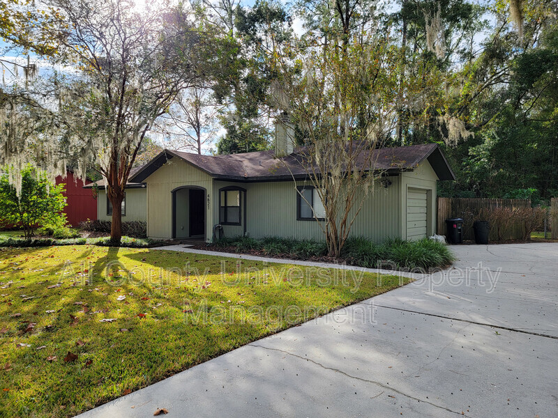 Gainesville House: 4821 NW 33rd PL