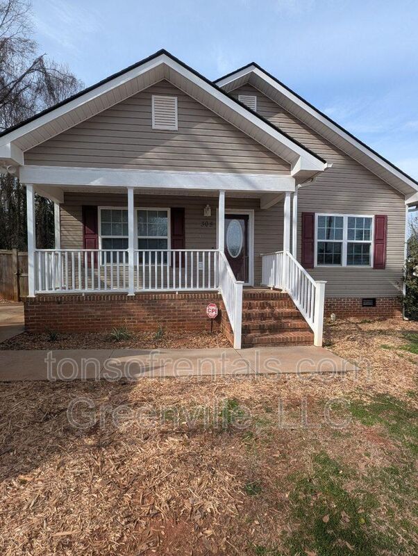 Greenville House: 305 Scott Street