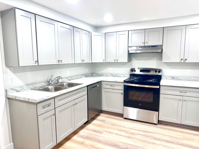Charlottesville Condo: 405 Elliott Avenue - B
