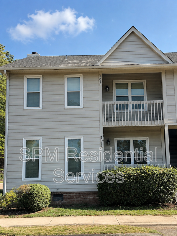 Wilmington House: 1811 Savannah Ct