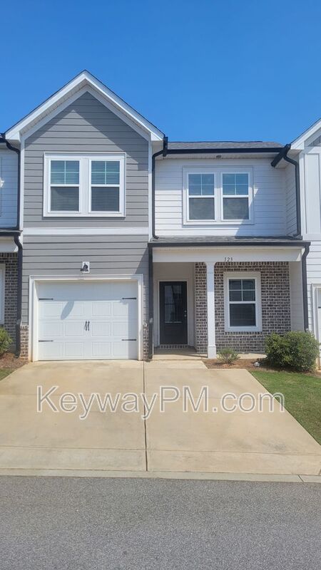 Evans Townhome: 123 Canton Park Avenue