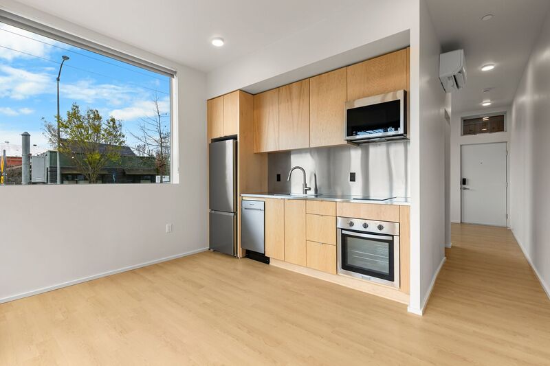 Portland Condo: 7480 N Delaware Ave