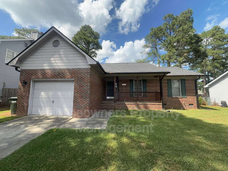 Fayetteville House: 7128 Dayspring Dr