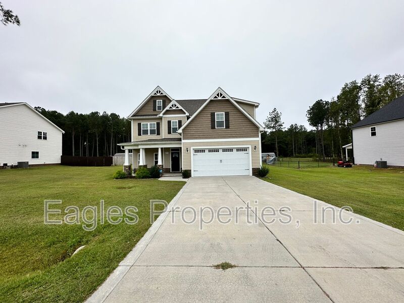 Kenly House: 451 Fallingbrook Drive