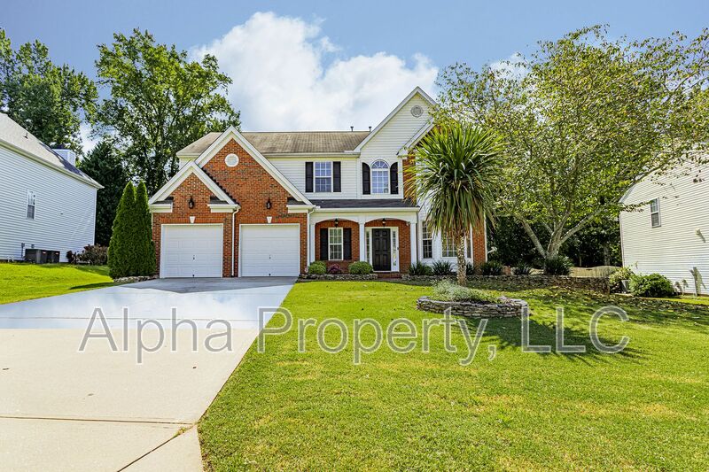 Easley House: 317 Edenberry Way