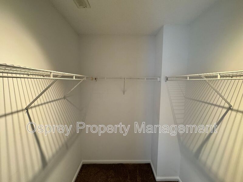 Introducing a charming home located in the heart of Suffolk ¨ASK ABOUT OUR ZERO DEPOSIT¨ - Photo 8