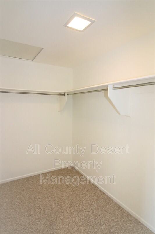 Main Rental Photo 11