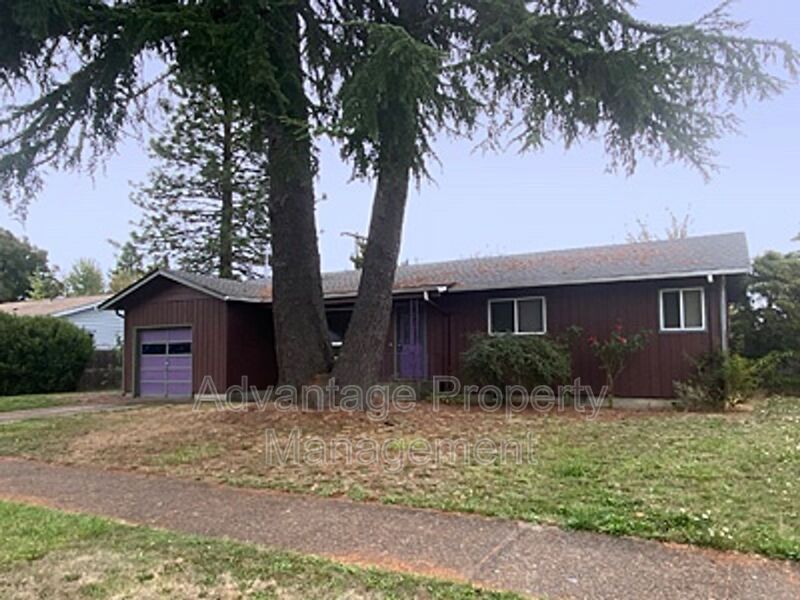 Corvallis House: 1235 NW 27th