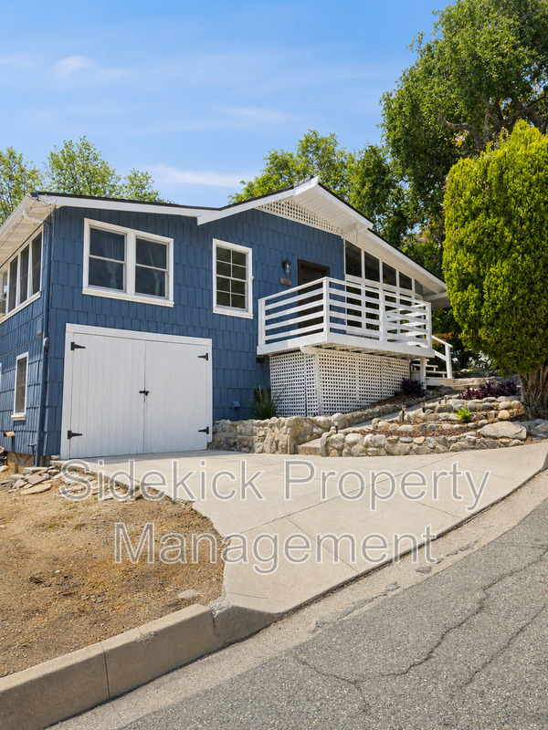 Sierra Madre House: 730 Orange Dr