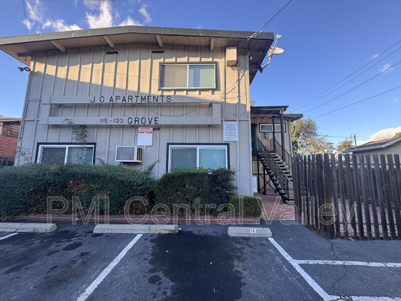 Stockton Condo: 117 E. Grove St.