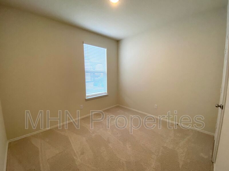 *First Time Rental, 6 months rental option available*  3 bed/2 bath BRAND NEW BUILD home, located in Seguin! - Photo 23
