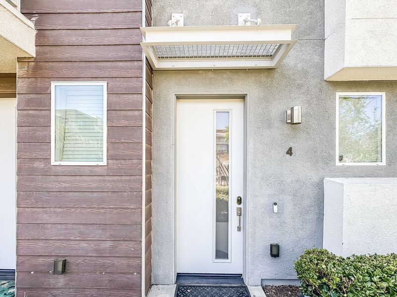 Chula Vista Condo: 2055 Bravo Loop