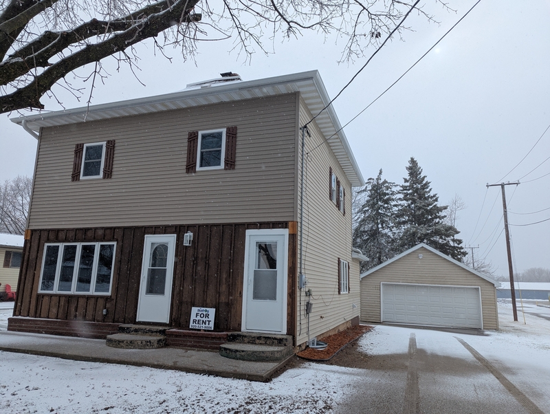 Gillett House: 520 East Washington Street