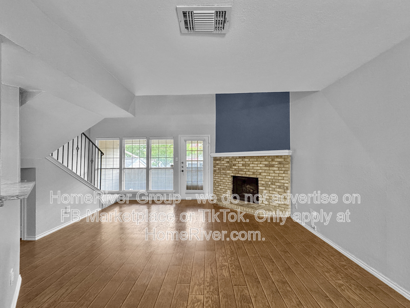 Dallas Condo: 5565 Preston Oaks Rd