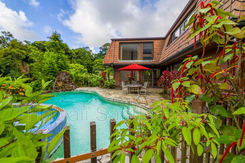 Kaneohe House: 45-608 Halekou Rd.