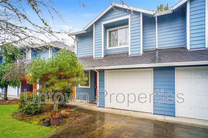 Hillsboro House: 6133-6135 SE Frances St.