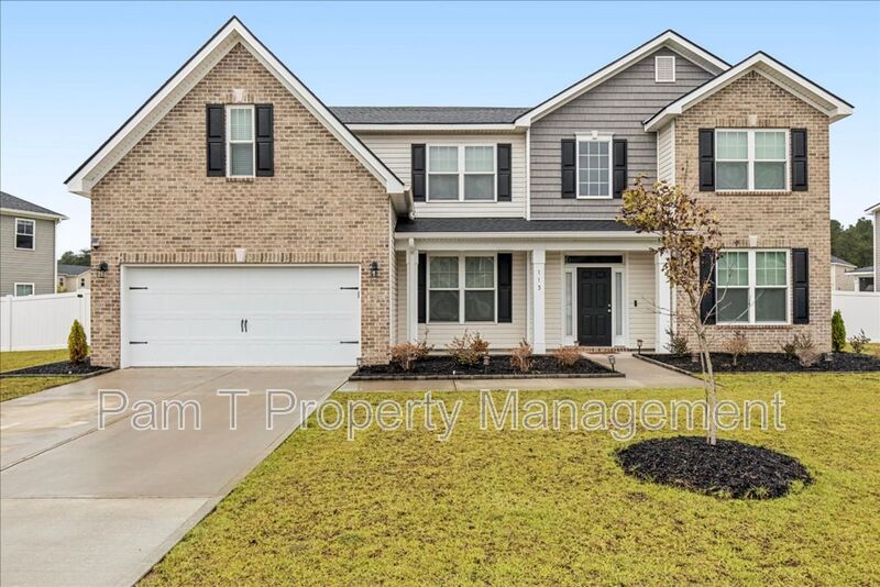 Bloomingdale House: 113 Kenwood Cir