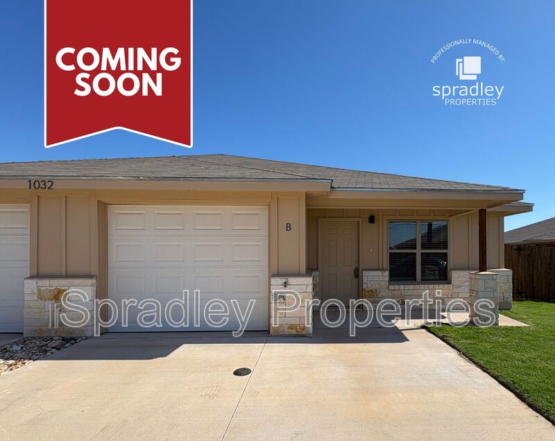 Belton Condo: 1032B Edwards Dr