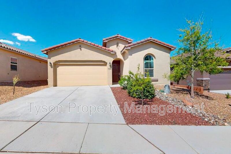 Albuquerque House: 7351 Redbloom Rd NW